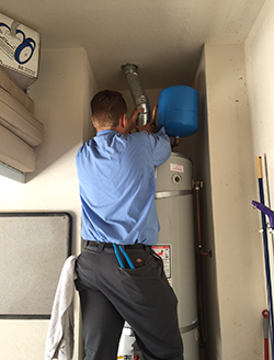 Bosch Tankless Water Heater Repair in Los Angeles